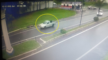 Foto 1: Veículo furtado em Rancharia é localizado pela Guarda Municipal em Quatá