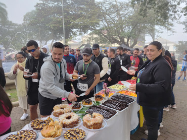 Foto 78: Mesmo com mal tempo, corrida de pedestre TVCOM RUNNING reúne mais de 300 participantes 
