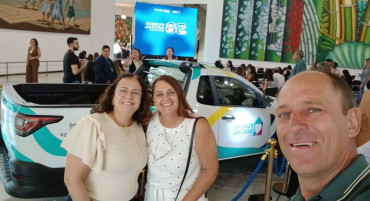 Foto 16: Quatá é contemplada com veículo 0km para o Fundo Social - Programa Equipagem, em evento no Palácio dos Bandeirantes