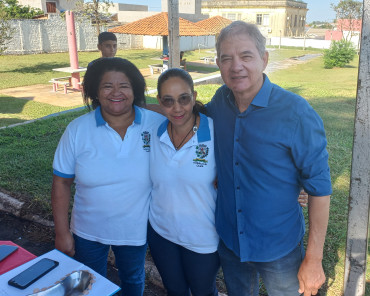 Foto 19: Festa do Trabalhador conta com diversas ações e reúne centenas de pessoas