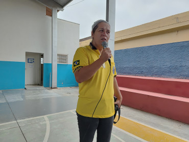 Foto 8: Alunos da Escola Osira de Quatá recebem Kit de Higiene Bucal oferecidos pelo LIONS CLUBE de Presidente Prudente
