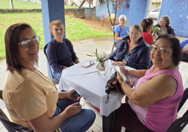 Foto 25: CRAS promove café da manhã especial em comemoração ao Dia do Idoso