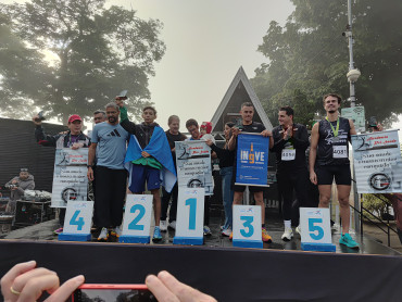 Foto 101: Mesmo com mal tempo, corrida de pedestre TVCOM RUNNING reúne mais de 300 participantes 