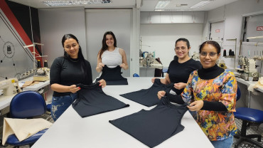 Foto 57: Quatá recebe Unidade Móvel de Confecção Industrial do SENAI