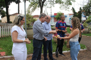 Foto 57: Setembro Amarelo: Secretaria de Saúde, por meio do CAPS I de Quatá, promove ação pela valorização da vida