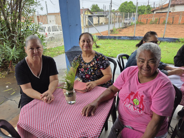 Foto 52: CRAS promove café da manhã especial em comemoração ao Dia do Idoso