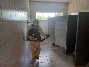 Foto 14: Preparativos para volta às aulas 