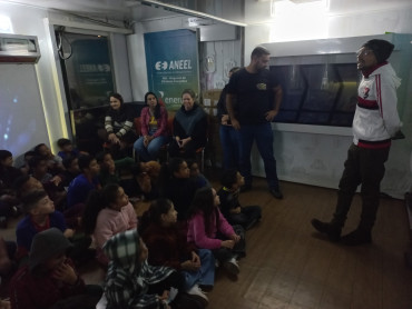 Foto 16: Projeto Nossa Energia promove ações em Quatá com troca de lâmpadas, ventiladores e sorteio de geladeiras