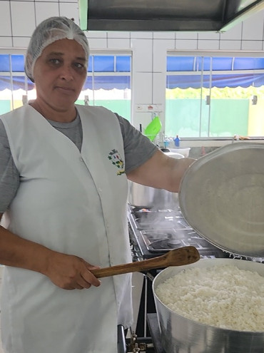 Foto 140: Alunos de Quatá recebem material escolar e são recepcionados com acolhimento e carinho no primeiro dia de aula
