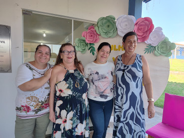 Foto 16: CRAS realiza café especial em comemoração ao Dia das Mulheres