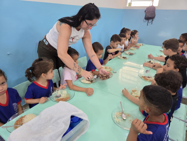 Foto 66: Semana da Criança tem cardápio especial e churrasco nas Escolas e Creches municipais de Quatá