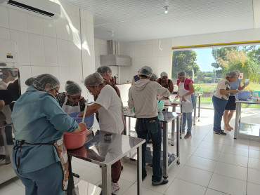Foto 52: Práticas de preparo e combate ao esperdício de alimentos são temas do Curso do Cozinhalimento