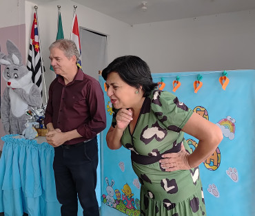 Foto 12: Doce Páscoa! Prefeitura de Quatá realiza entrega de Ovos de Páscoa 