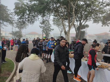 Foto 85: Mesmo com mal tempo, corrida de pedestre TVCOM RUNNING reúne mais de 300 participantes 