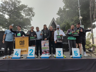 Foto 128: Mesmo com mal tempo, corrida de pedestre TVCOM RUNNING reúne mais de 300 participantes 