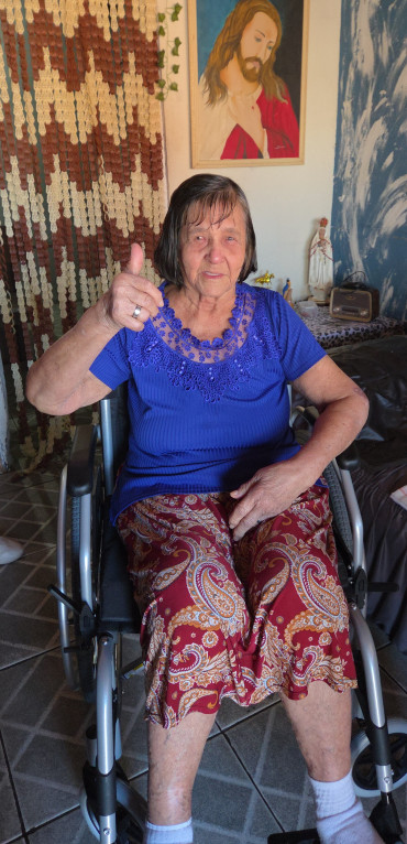 Foto 7: Quatá recebe novas cadeiras de rodas e de banho para pacientes atendidos pelo SUS