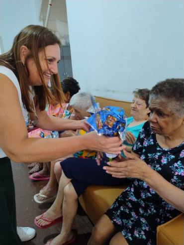 Foto 33: Doce Páscoa! Prefeitura de Quatá realiza entrega de Ovos de Páscoa 