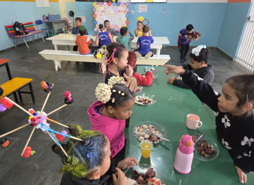 Foto 42: Semana da Criança tem cardápio especial e churrasco nas Escolas e Creches municipais de Quatá