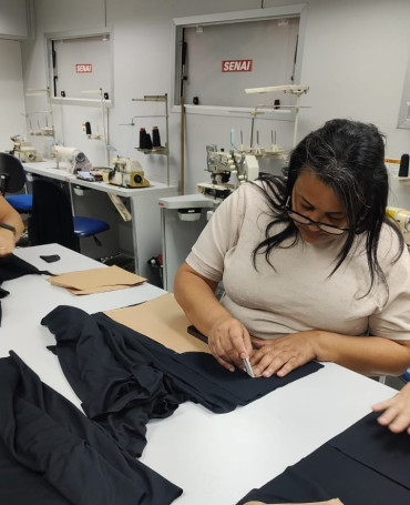 Foto 51: Quatá recebe Unidade Móvel de Confecção Industrial do SENAI