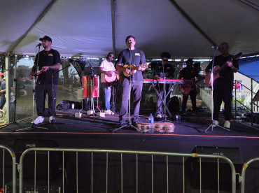 Foto 15: Tardezinha do Samba reúne música, lazer e diversão para toda a família em Quatá