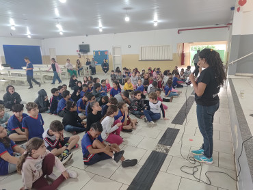 Foto 31: Ação educativa em combate e Dengue e o Escorpião