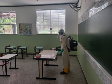 Foto 99: Preparativos para volta às aulas 