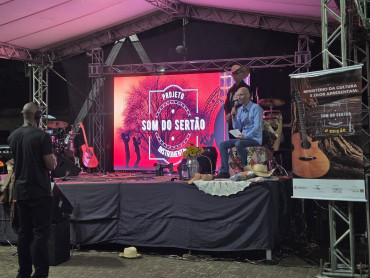 Foto 22: Projeto Som do Sertão reuniu público em noite de valorização da música raiz em Quatá