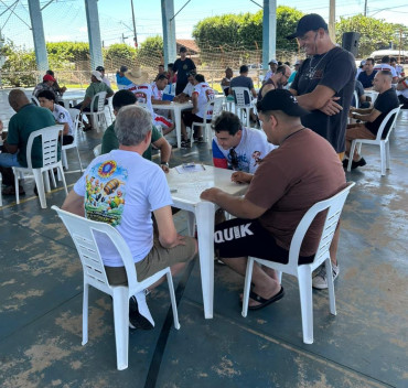 Foto 15: Torneio de Truco dá continuidade à Festa do Trabalhador