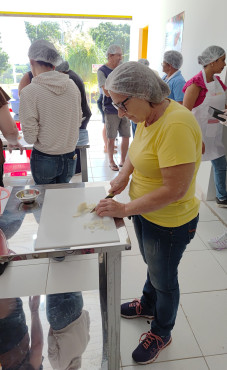 Foto 43: Práticas de preparo e combate ao esperdício de alimentos são temas do Curso do Cozinhalimento