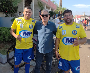 Foto 84: Festa do Trabalhador conta com diversas ações e reúne centenas de pessoas