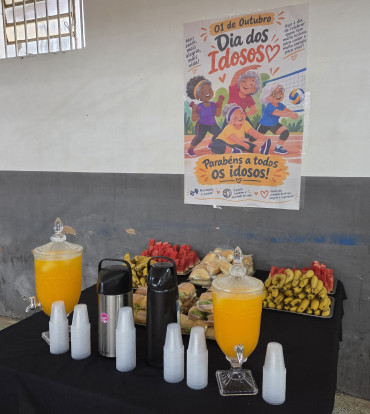 Foto 1: Quatá celebra o Dia do Idoso com partida de voleibol adaptado