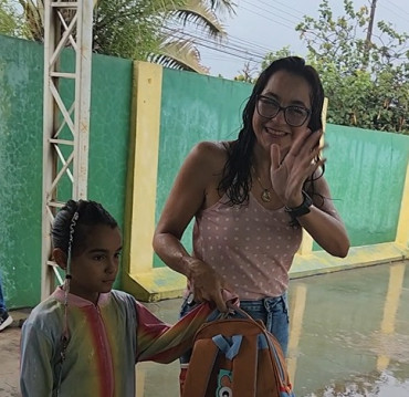 Foto 133: Alunos de Quatá recebem material escolar e são recepcionados com acolhimento e carinho no primeiro dia de aula