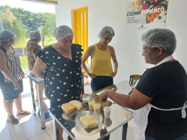 Foto 10: Práticas de preparo e combate ao esperdício de alimentos são temas do Curso do Cozinhalimento