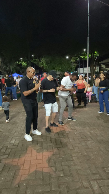 Foto 72: Tardezinha do Samba reúne música, lazer e diversão para toda a família em Quatá