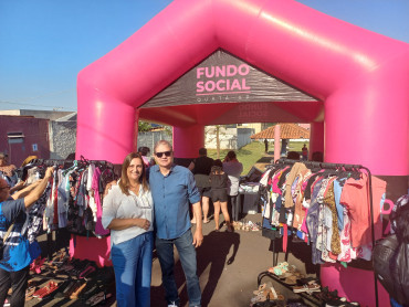 Foto 9: Festa do Trabalhador conta com diversas ações e reúne centenas de pessoas