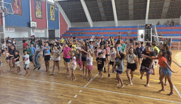 Foto 42: Colônia de Férias 2026 reúne mais de 580 participações em dois dias de muita diversão em Quatá