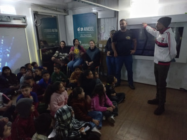 Foto 18: Projeto Nossa Energia promove ações em Quatá com troca de lâmpadas, ventiladores e sorteio de geladeiras