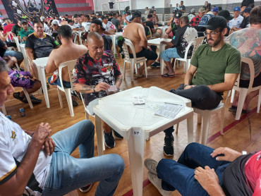 Foto 30: Quatá sedia primeira etapa do 6º Campeonato Estadual de Truco
