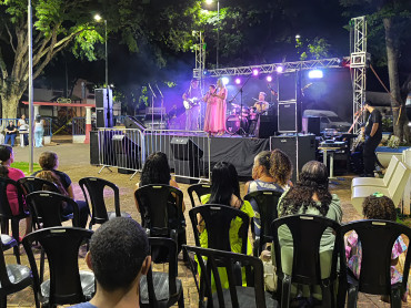 Foto 14: Show Impacto Gospel reúne público em noite de louvor em Quatá