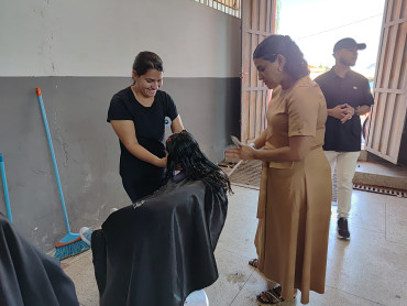 Foto 13: Festa do Trabalhador conta com diversas ações e reúne centenas de pessoas