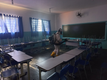 Foto 27: Preparativos para volta às aulas 