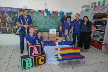 Foto 63: Novos uniformes são entregues para os alunos da Rede Municipal de Quatá
