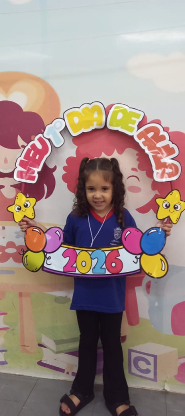 Foto 29: Alunos de Quatá recebem material escolar e são recepcionados com acolhimento e carinho no primeiro dia de aula