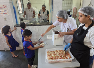 Foto 88: Semana da Criança tem cardápio especial e churrasco nas Escolas e Creches municipais de Quatá