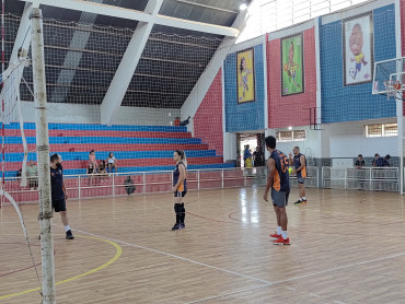 Foto 24: Festa do Trabalhador conta com diversas ações e reúne centenas de pessoas