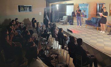 Foto 12: Quatá recebe o Espetáculo teatral 