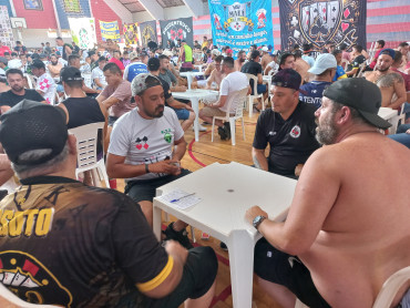 Foto 44: Quatá sedia primeira etapa do 6º Campeonato Estadual de Truco