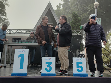 Foto 96: Mesmo com mal tempo, corrida de pedestre TVCOM RUNNING reúne mais de 300 participantes 