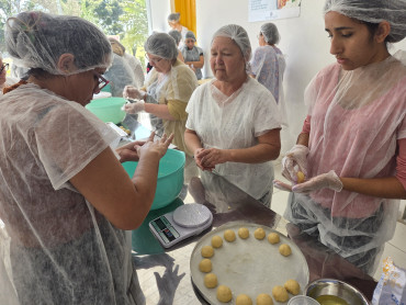 Foto 37: Capacitação, conhecimento e oportunidades para a população de Quatá!