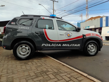 Foto 12: Motoristas recebem orientações durante blitz de campanha educativa